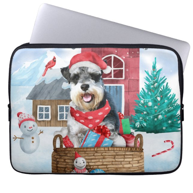 Schnauzer Dog in het sneeuwkersthuis Laptop Sleeve (Voorkant)