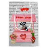 Schnauzer Dog Valentijnsdag Kissing Booth Medium Cadeauzakje (Voorkant)