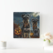 Schnauzer Halloween Spooky Vierkante Klok (Huis)