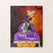 Schnauzer Hond in Halloween Truck Legpuzzel (Verticaal)