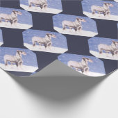 Schnauzer in sneeuwwitwrakken cadeaupapier (Hoek)