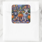 Schnauzer Trick-or-Treating in Halloween Costumes Vierkante Sticker (Tas)