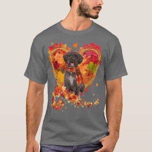 Schnoedle met hart gemaakt van herfstbladeren t-shirt