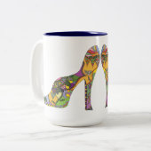 schoenen op een mok (Voorkant links)