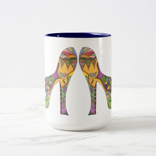 schoenen op een mok (Center)