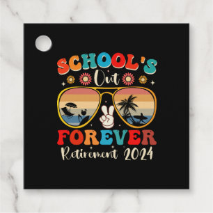 Scholen uit voor altijd gepensioneerde leraar laat bedankjes labels