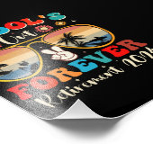 Scholen uit voor altijd gepensioneerde leraar laat foto afdruk (Hoek)