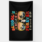 Scholen uit voor altijd gepensioneerde leraar laat spandoek (Verticaal)