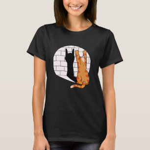 schommelende kat die metalen vuist laat zien rocki t-shirt