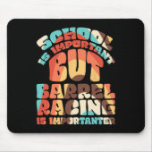 School is belangrijk, maar echt racen is belangrij muismat (Voorkant)