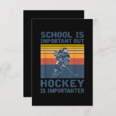 School is belangrijk, maar Hockey is belangrijk RSVP Kaartje (Voorkant / Achterkant)