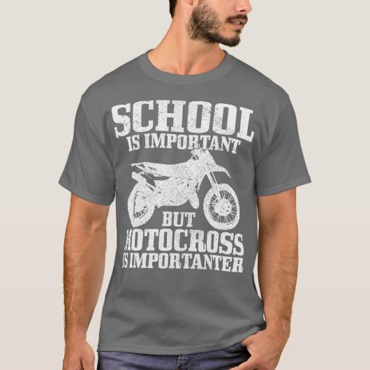 School is belangrijk, maar motocross is belangrijk t-shirt (Voorkant)