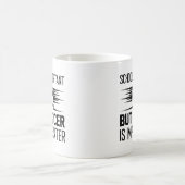 School is belangrijk, maar voetbal is belangrijk koffiemok (Center)