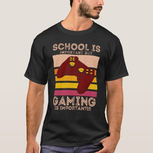 School Is Important But Gaming Is Importanter T-shirt (Voorkant)