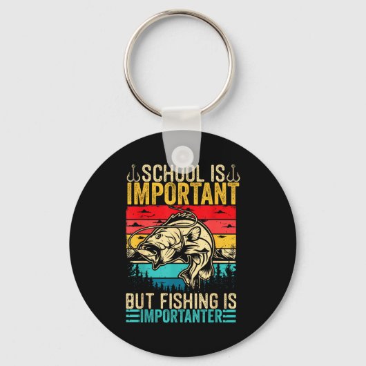 School Is Imrtant But Fishing Is Imrtanter Fish B  Sleutelhanger (Voorkant)