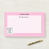 School Logo Leraar Belangrijk Roze Post-it® Notes (Op bureau)