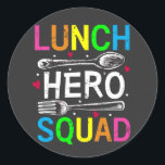 School Lunch Hero Squad Cafeteria Workers Ronde Sticker<br><div class="desc">School Lunch Hero Squad Funny Cafeteria Workers ontwerpen Classic Round Sticker Classic Collectie.</div>