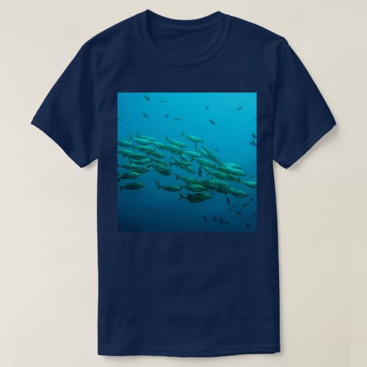 School of Fish in Ocean T-shirt (Design voorkant)
