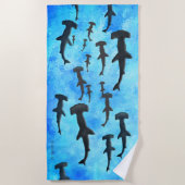 School of Hammerhead Sharks in Silhouette Strandlaken (Voorkant)