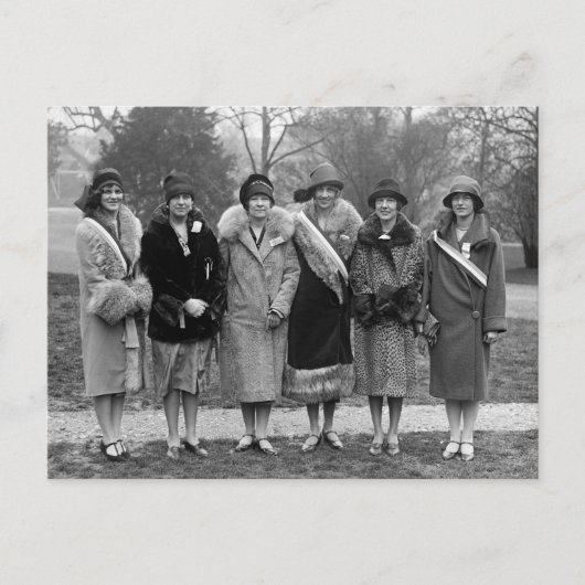 School of Politics Pages, 1927 Briefkaart (Voorkant)