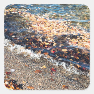 schoolbaai in de herfst vierkante sticker