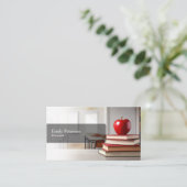 Schoolbeheerders met rode appel en boek visitekaartje (Staand voorkant)