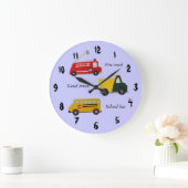 Schoolbus, brandweerwagen en zandvrachtwagen grote klok (Huis)