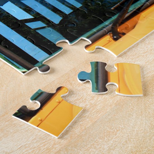 Schoolbus met oranje en rode lichten legpuzzel (Zijkant)