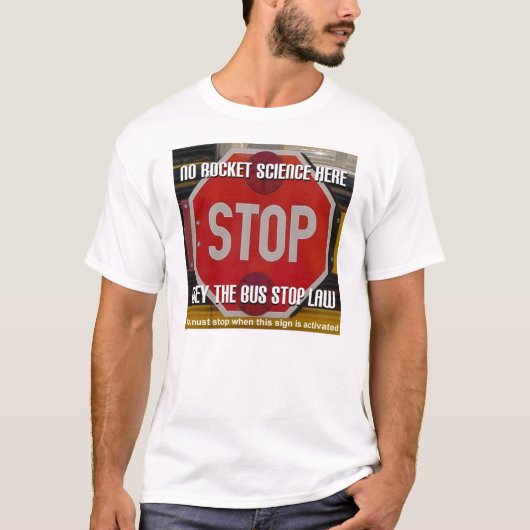 Schoolbus stoppen met wet T-Shirt (Voorkant)
