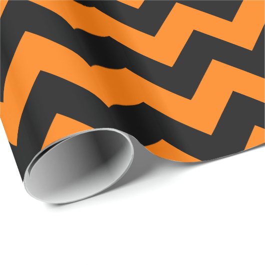 Schoolkleuren Chevron Gift Wrap Oranje en Black Cadeaupapier (Rol Hoek)