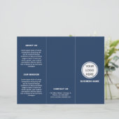 Schoon marineblauw bedrijfslogo trifold brochure (Staand voorkant)