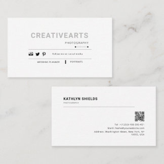 schoon modern serif typografie minimalistisch visitekaartje