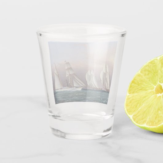 Schooners Dreadnought en Columbia 1870 Shot Glas (Achterkant)