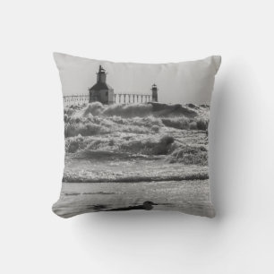 Schoonheid en kracht grijstinten kussen