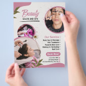 Schoonheidssalon en Spa Professionele Promotie Flyer (Hand)