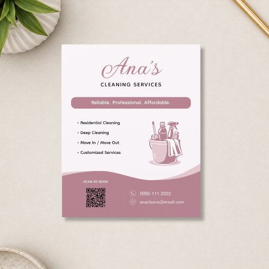 Schoonmaakdiensten Huishoudelijke Hulp Roze QR-cod Flyer