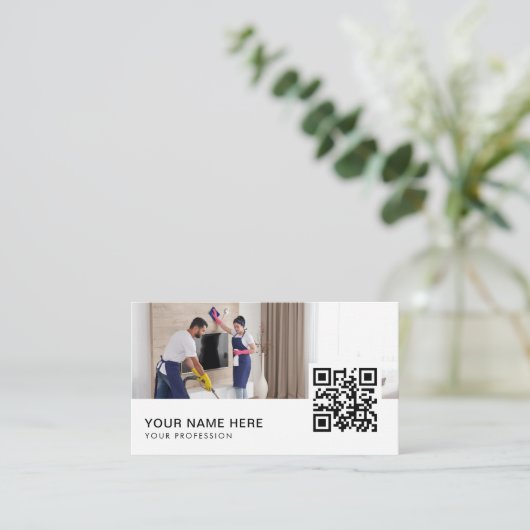 Schoonmaakdiensten paar Fotograaf QR Code Visitekaartje (Staand voorkant)