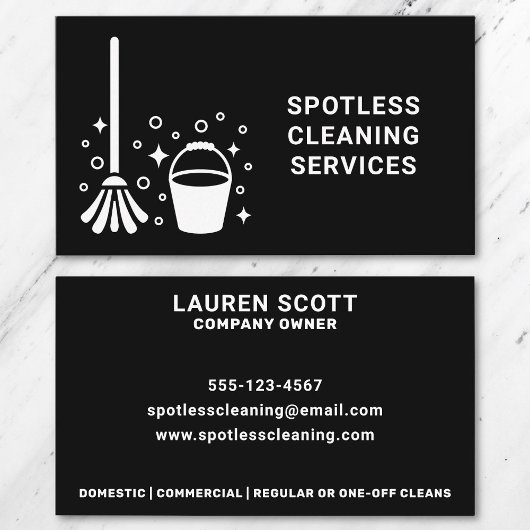 Schoonmaakmiddel dweil en emmer bold zwart visitekaartje