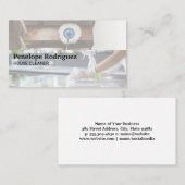 Schoonmaakster dweilt vloeren en maakt aanrechtbla visitekaartje (Voorkant / Achterkant)