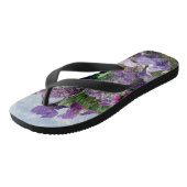 schoppen van paarse teenslippers (Schuin)