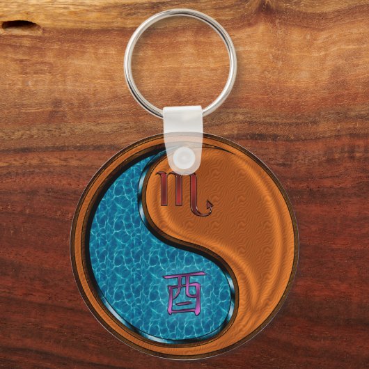 Schorpioen & Hout Haan Sleutelhanger (Voorkant)