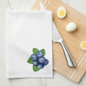 Schotel de blauwe bessen op theedoek (Quarter Fold)