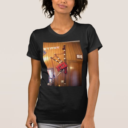 Schotland Bagpipe Tartan Musical Instrument T-shirt (Voorkant)