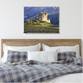Schotland, Highland, Wester Ross, Eilean Donan Canvas Afdruk (Insitu (Slaapkamer))