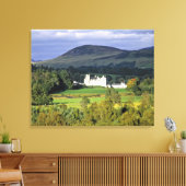 Schotland, Tayside, Blair Castle. In een smarald Canvas Afdruk (Insitu (Woonkamer))