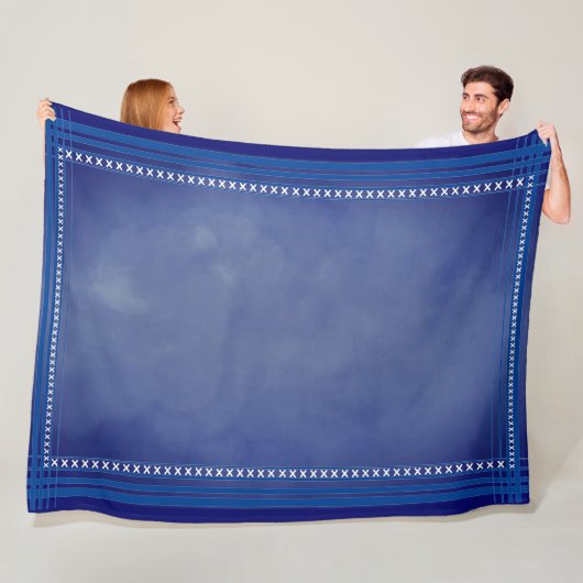 Schots geïnspireerd blauw fleece deken (In situ)
