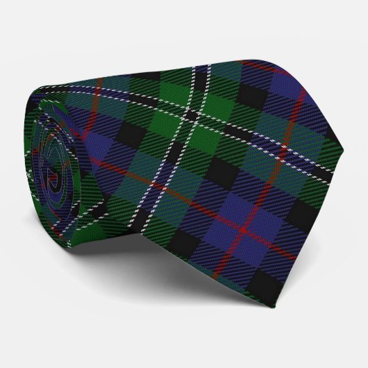 Schots Roos met Tartan Stropdas (Opgerold)