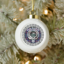 Schotse Clan Guthrie Tartan en Wapenembleem Keramische Bal Ornament