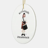Schotse Drummer - Vrouw Keramisch Ornament (Links)