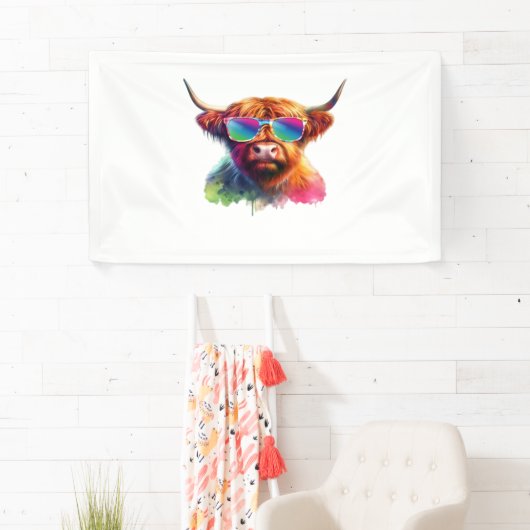 Schotse Hoogland Koe in Zonnebril Kleurrijk Water Spandoek (Insitu)